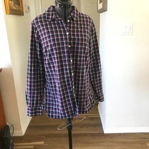 Eddie Bauer button down long sleeve plaid shirt M